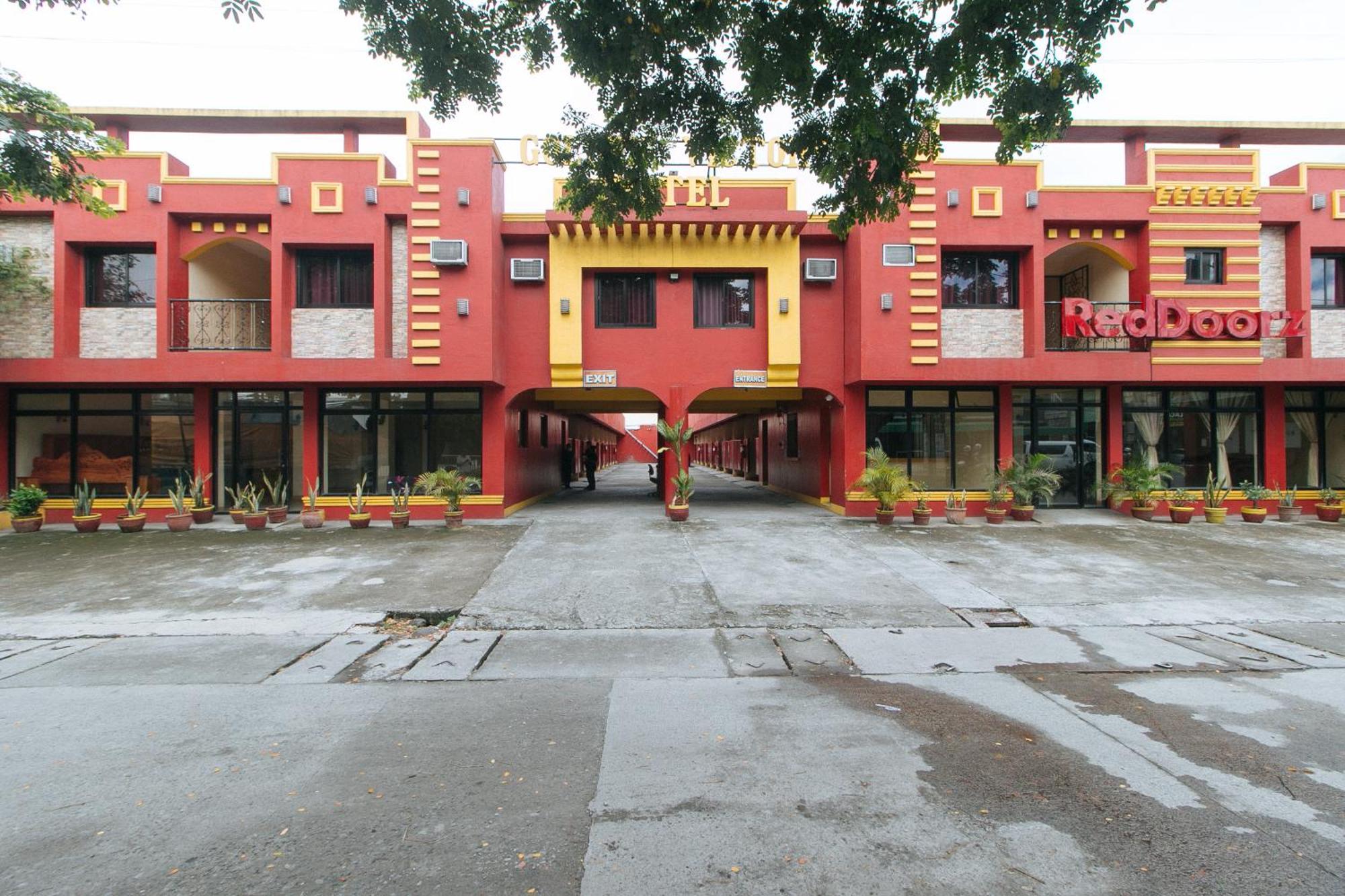 Reddoorz @ Golden Victory Hotel Mabalacat Pampanga Экстерьер фото