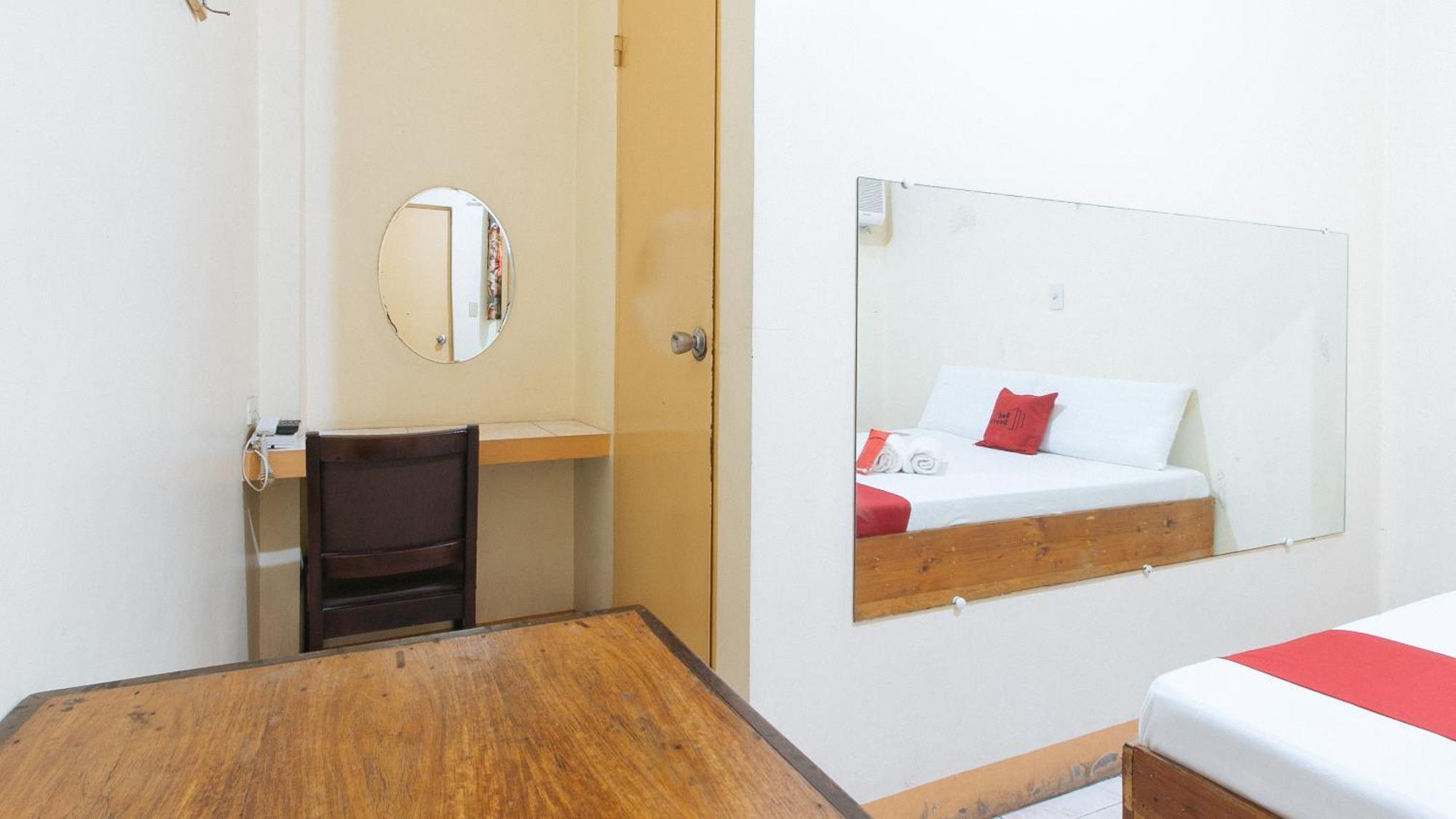 Reddoorz @ Golden Victory Hotel Mabalacat Pampanga Экстерьер фото