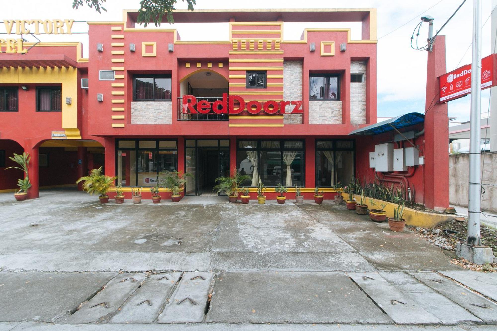 Reddoorz @ Golden Victory Hotel Mabalacat Pampanga Экстерьер фото